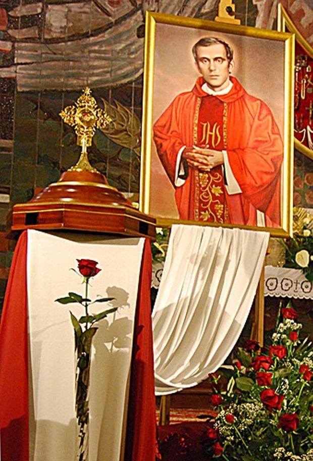 Droga Krzyżowa i procesja z relikwiami błogosławionego ks. Jerzego Popiełuszki