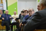 Podczas debaty w Koczale seniorzy dowiedzieli się w jaki sposób uchronić się od oszustów (VIDEO)