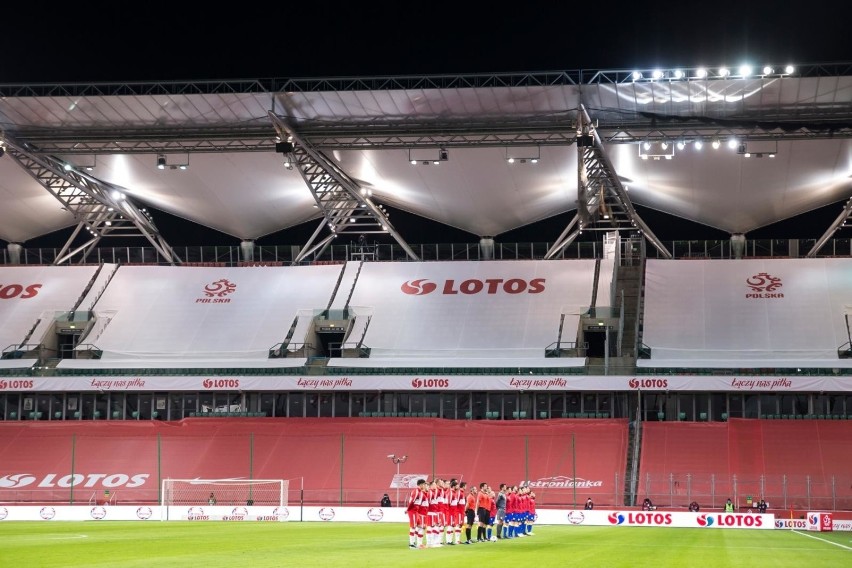 Polska - Andora 3:0. Mecz na Łazienkowskiej przy pustych trybunach. Stadion wyglądał ponuro