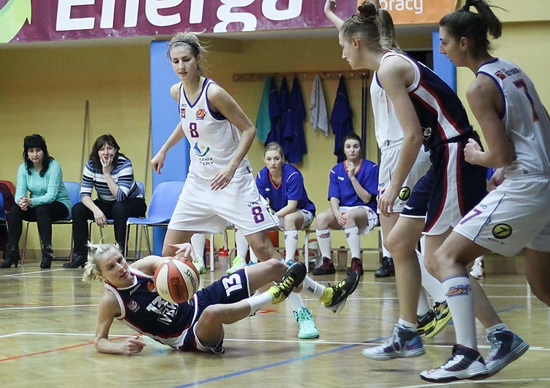 I liga koszykówki kobiet. KKS Olsztyn wygrywa po ciężkim boju [zdjęcia]