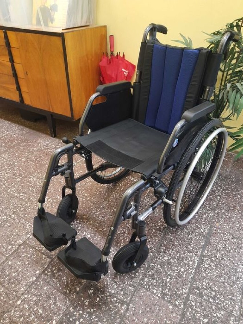Wózek inwalidzki aluminiowy lekki...