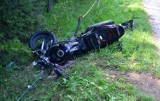 Zderzenie motocykla z osobówką. Kto ponosi winę za wypadek w Węglówce?