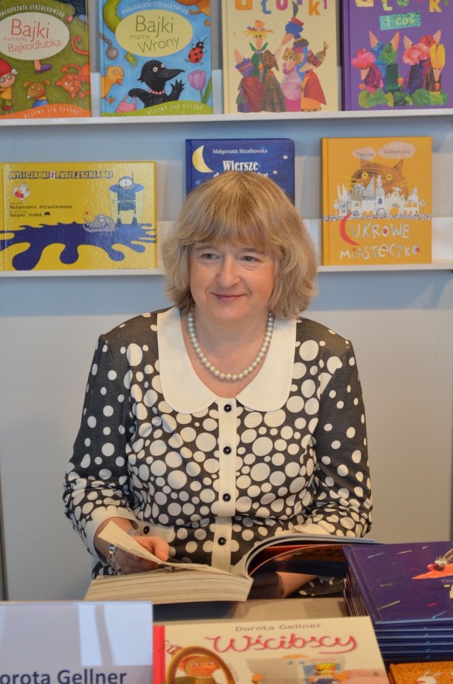 Dorota Gellner na stoisku wydawnictwa Bajka promowała swoje książki. Fot. Weronika Trzeciak