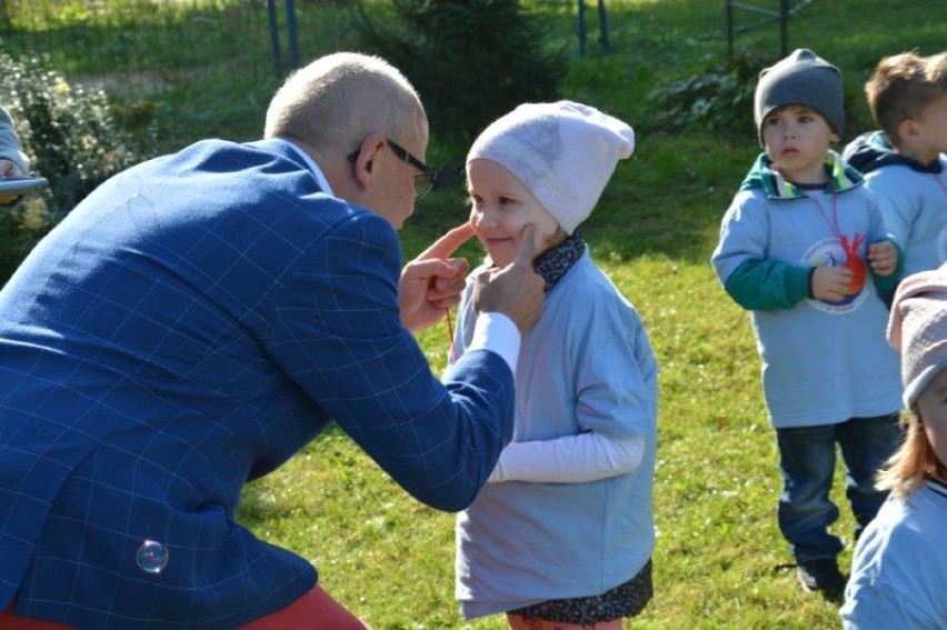 Dzień Przedszkolaka w Chodzieży: Burmistrz złożył dzieciom życzenia [FOTO]