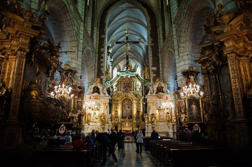 Bazylika Bożego Ciała w Krakowie

Tutaj w Wigilię będzie...