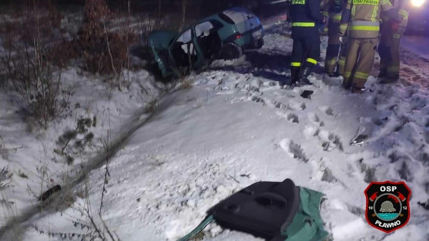 Wypadek na DK 91 w okolicach Radomska. W Borkach zderzyły się 2 pojazdy, 3 osoby przewiezione do szpitala