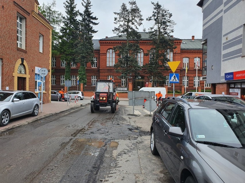 Trwa remont ulicy Gimnazjalnej w Starogardzie ZDJĘCIA