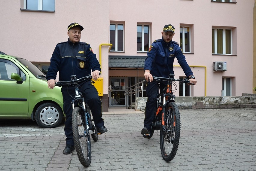 Nowa Ruda: Strażnicy miejscy na rowerach wspomaganych elektrycznie   