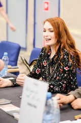 Pyrkon 2018. Gwiazdy światowego formatu przyjechały do Poznania. Po autografy Felicii Day trzeba było się naczekać...