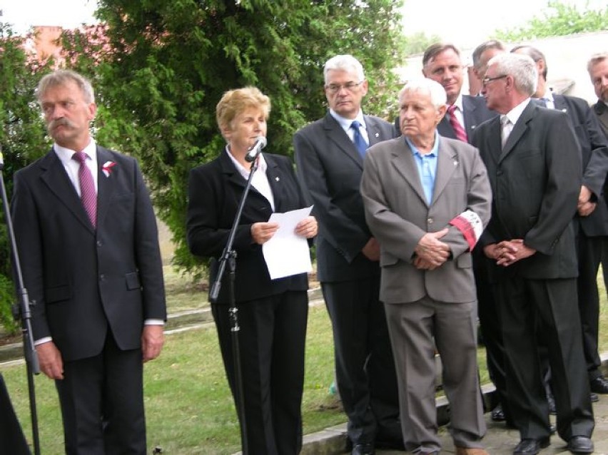 W piątek, 1 sierpnia, na cmentarzu katedralnym odbyły się...