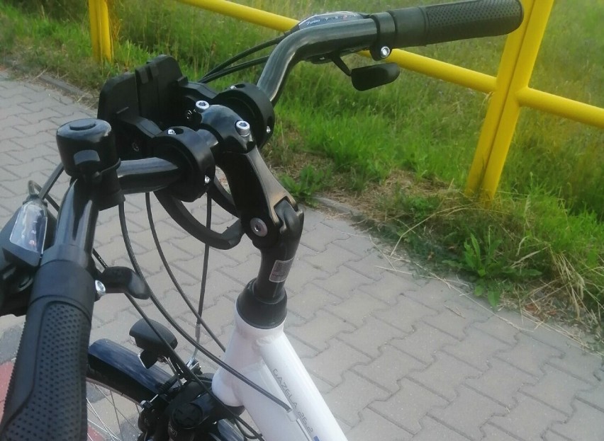 Straż Miejska w Zduńskiej Woli znakuje rowery. Akcja trwa w maju