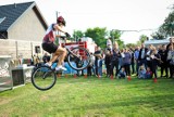 Małków-stolica tricków. Niezwykłe rowerowe wydarzenie odbyło się w gm. Warta. Wsparcie z budżetu obywatelskiego województwa łódzkiego FOTO