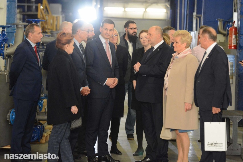Premier Mateusz Morawiecki w Grudziądzu. Chwalił firmę Hydro-Vacuum i poparł Andrzeja Guzowskiego [wideo, zdjęcia]