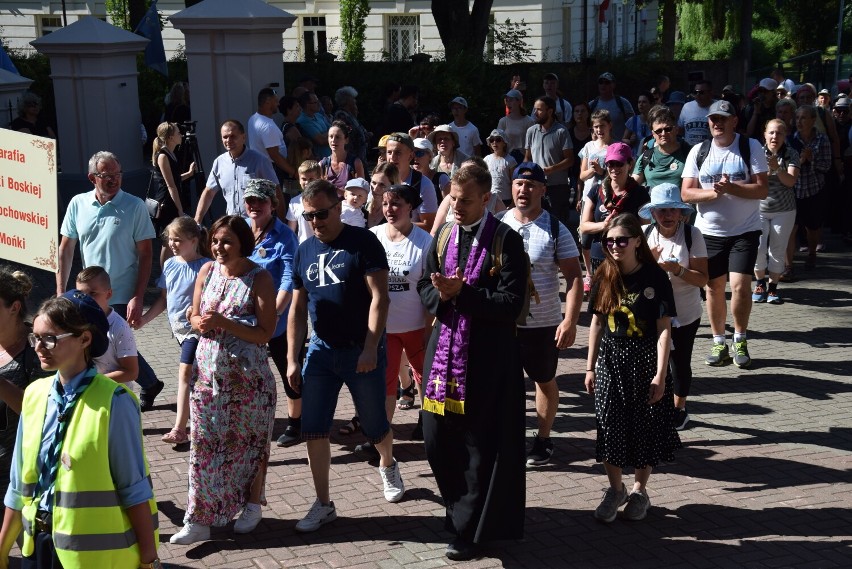 40. Piesza Pielgrzymka Różanostocka przeszła już do historii. Zobaczcie zdjęcia z zakończenia pątnicznej trasy 