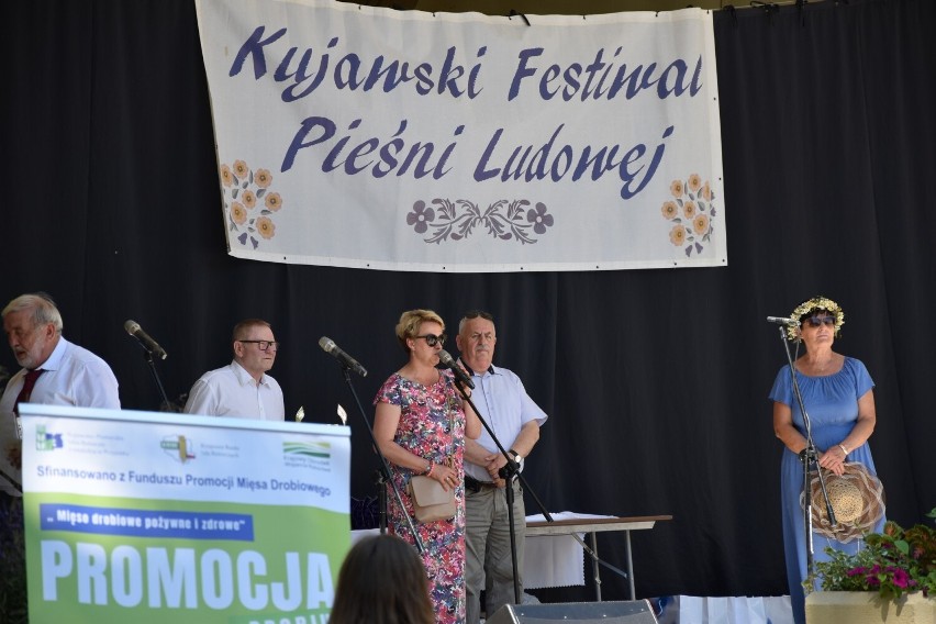 Tak było na XI Kujawskim Festiwalu Pieśni Ludowej i Jarmarku Świętojańskim w Inowrocławiu [zdjęcia]