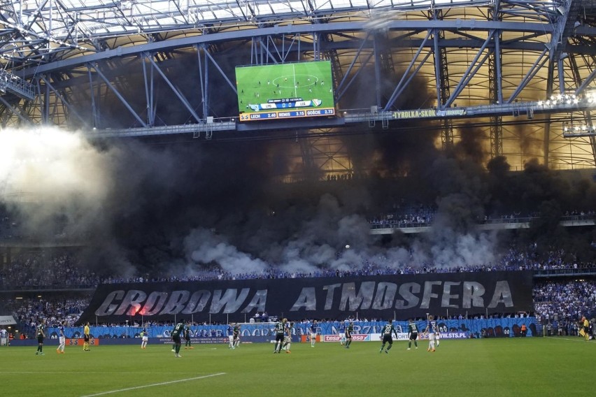 Grobowa atmosfera na stadionie przy Bułgarskiej potrwa do...