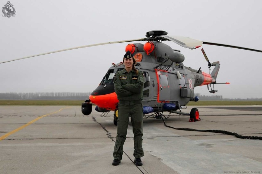 Por. Justyna Czerwonko za sterami Anakondy. Pierwsza kobieta pilotująca śmigłowiec [zdjęcia]
