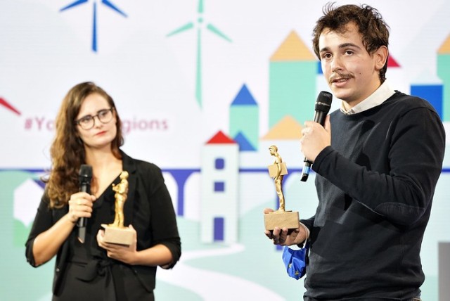 Anastasia Lopez, dziennikarka z Austrii i Francisco Sezinando, dziennikarz z Portugalii, otrzymali tegoroczne nagrody im. Bartosza Niedzielskiego i Antonio Megalizziego.