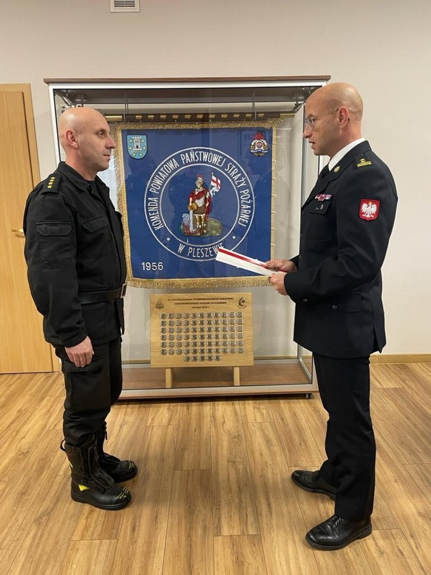 Pleszewski strażak z nagrodą od Komendanta Głównego Państwowej Straży Pożarnej! Gratulacje dla st. kpt. Pawła Mimiera