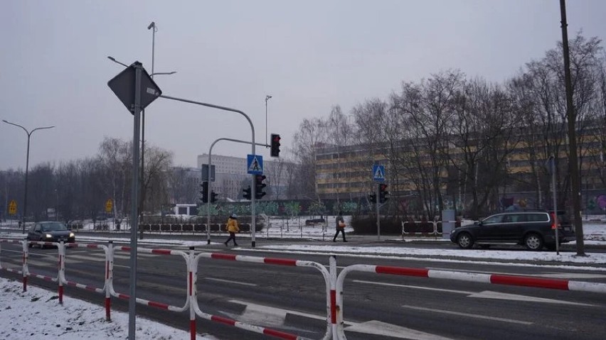 Bardziej bezpieczne przejście powstało nieopodal...