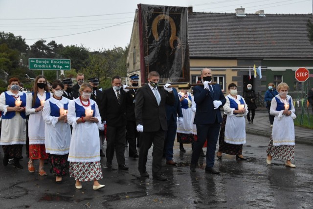 Kopia ikony jasnogórskiej w parafii Niepokalanego Serca Najświętszej Maryi Panny w Kąkolewie