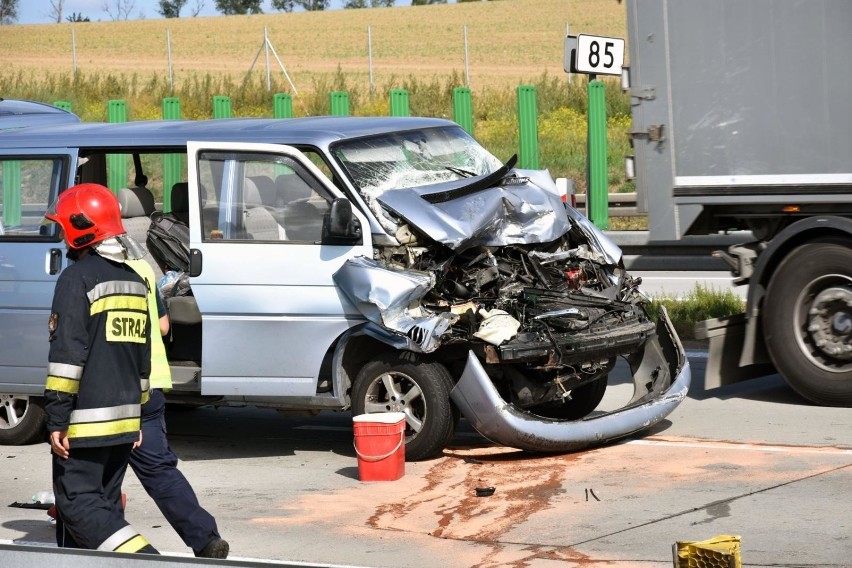 Wypadek pod Wrocławiem. Na S5 zderzyły się dwa busy. Uwaga na duże utrudnienia