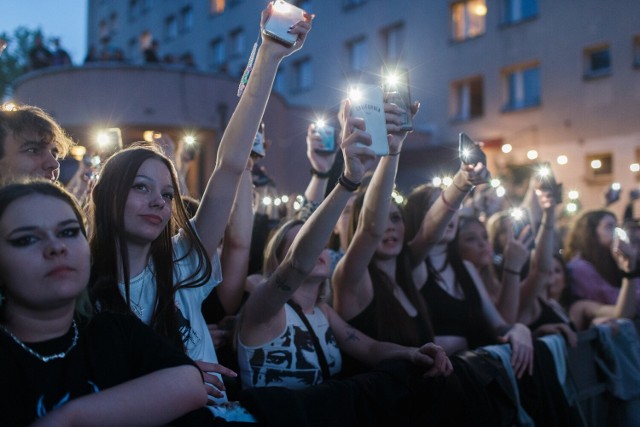 Galeria zdjęć z juwenaliowej strefa rapu. Na scenie wystąpili Janek Rapowanie, Chivas, Opał i Blaga