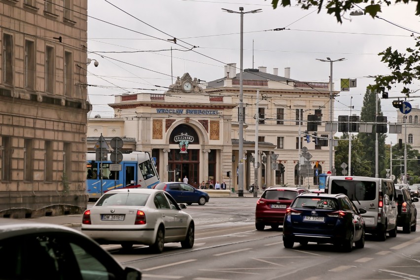 – Świebodzki w dzisiejszych czasach powinien być...