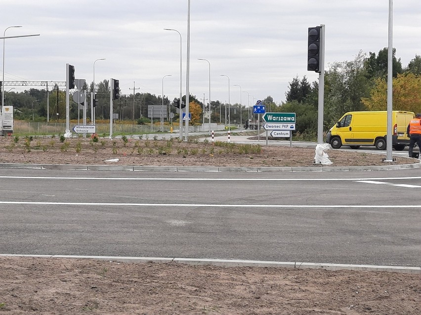 Budowa trasy N-S w Radomiu. Za kilka dni wszystko powinno być gotowe. Kiedy pojedziemy nową trasą?