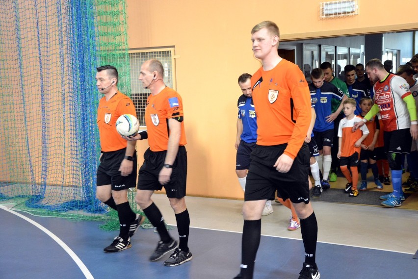 II liga futsalu: W meczu o awans do I ligi BestDrive Futsal Piła uległ nieznacznie drużynie TAF Toruń. Zobaczcie zdjęcia z tego meczu