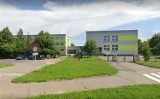 To są NAJLEPSZE podstawówki w Sosnowcu! Poznaj LISTĘ 15 sosnowieckich szkół podstawowych ze świetnymi wynikami! Zobacz RANKING 2024
