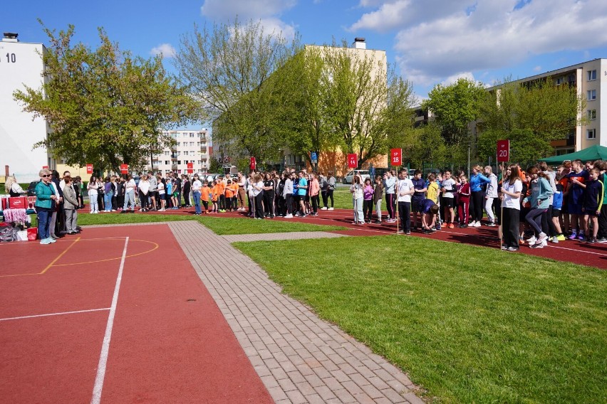 II Międzyszkolna Olimpiada Lekkoatletyczna we Włocławku