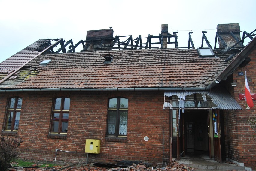 Pożar budynku przedszkola w Kąkolewie FOTO 