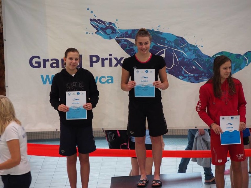 Grand Prix Wągrowca. Do rywalizacji przystąpiło ponad 250 zawodników z 15 klubów pływackich 