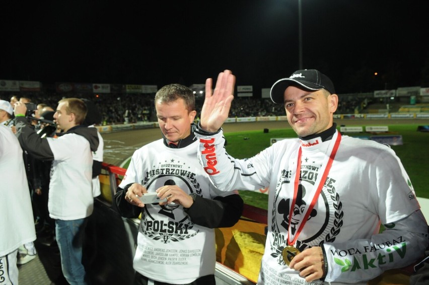 Żużlowcy Falubazu Zielona Góra w 2013 roku zostali mistrzami...