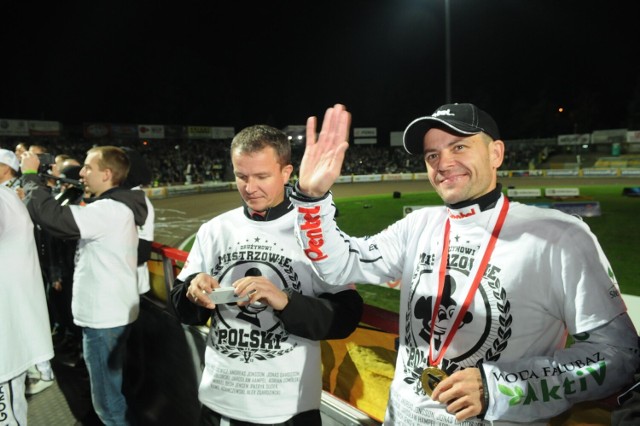 Żużlowcy Falubazu Zielona Góra w 2013 roku zostali mistrzami Polski. Rewanżowe spotkanie finałowe w Ekstralidze wygrali walkowerem, bo zespół z Torunia oddał mecz walkowerem.
