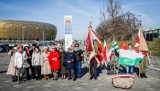 W Gdańsku posadzono trzy Dęby ku czci Bohaterom Zbrodni Katyńskiej. Każdy symbolizuje jedno nazwisko oficera