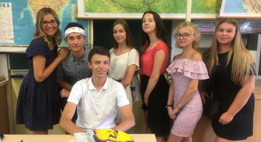 Najlepsi uczniowie "Mickiewicza" w nagrodę pojechali na wycieczkę do węgierskiego Csongradu [ZDJĘCIA]
