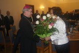 Biskup Jan Wątroba wyróżniony honorowym medalem „Zasłużony dla ziemi wieluńskiej”[Zdjęcia]