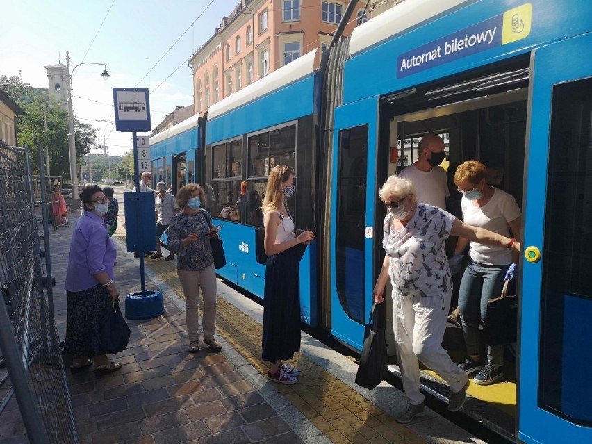 Kraków. W końcu! Tramwaje wróciły na ulicę Krakowską i al. Jana Pawła II 