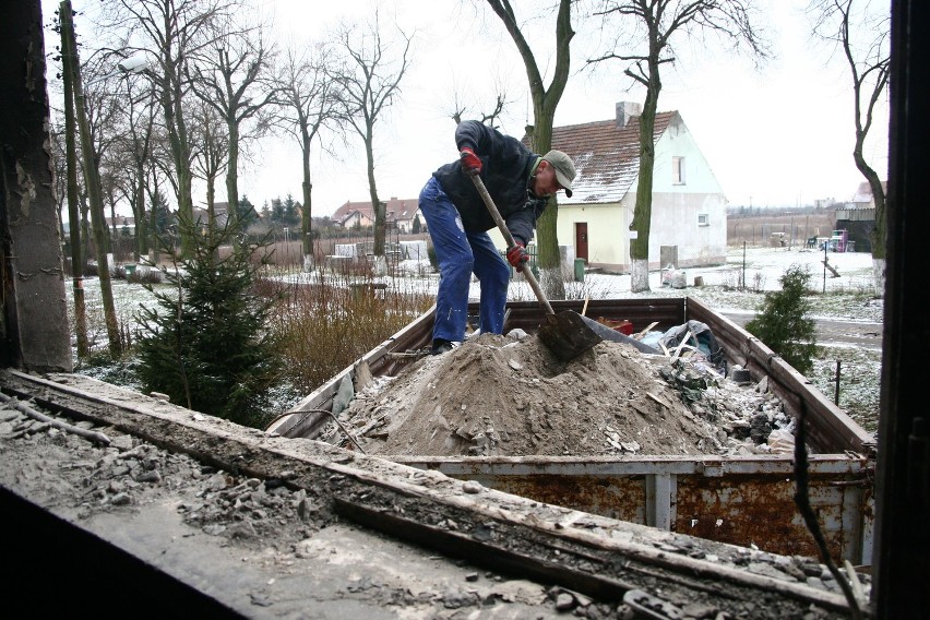 Po pożarze w Gładyszewie: mieszkania nie były ubezpieczone?