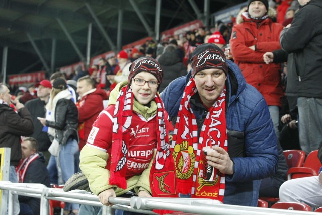 Kibice na meczu Widzewa z ROW szaleli