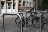 Nowe stojaki rowerowe staną na wszystkich stacjach 