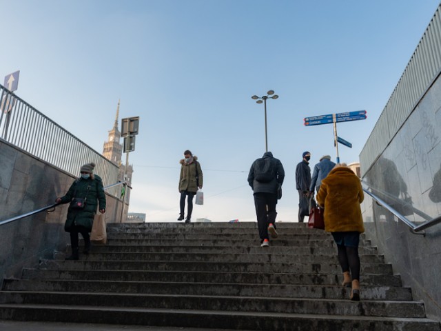Przy rondzie Dmowskiego powstaną naziemne przejścia dla pieszych