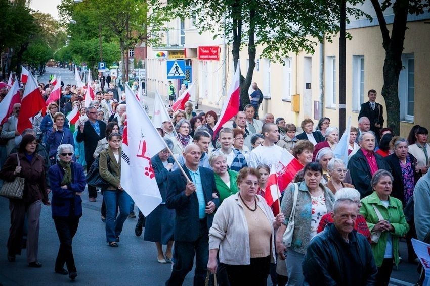 Ełk: Marsz w obronie TV TRWAM przeszedł ulicami miasta [ZDJĘCIA]