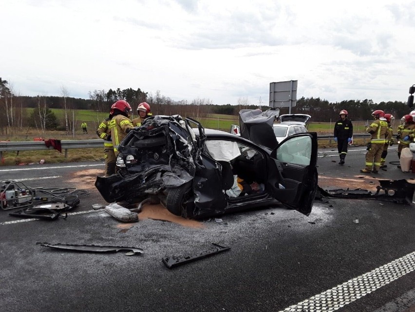 Autostrada A2: wypadek czterech samochodów na wysokości miejscowości Ciosny (gm. Zgierz)
