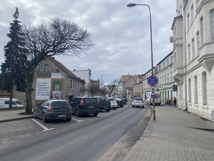 Ile w tym racji, że trzeba było pozbyć się tych akacji...