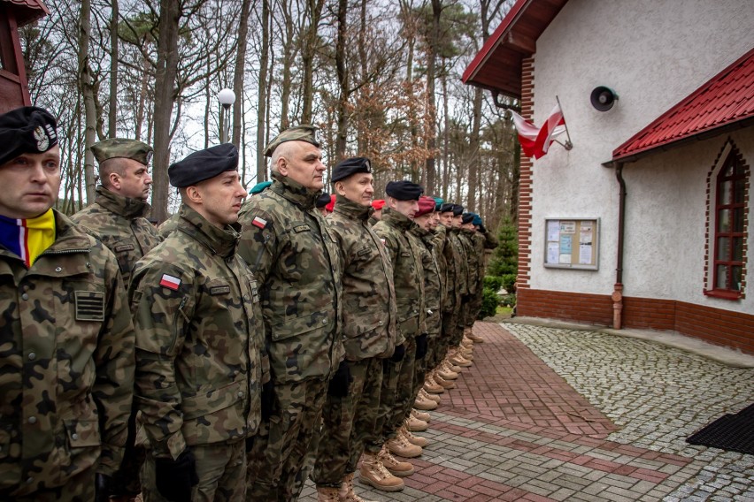 Pożegnanie żołnierzy XVII zmiany Polskiego Kontyngentu Wojskowego (PKW) EUFOR wyjeżdżających do do Bośni i Hercegowiny.