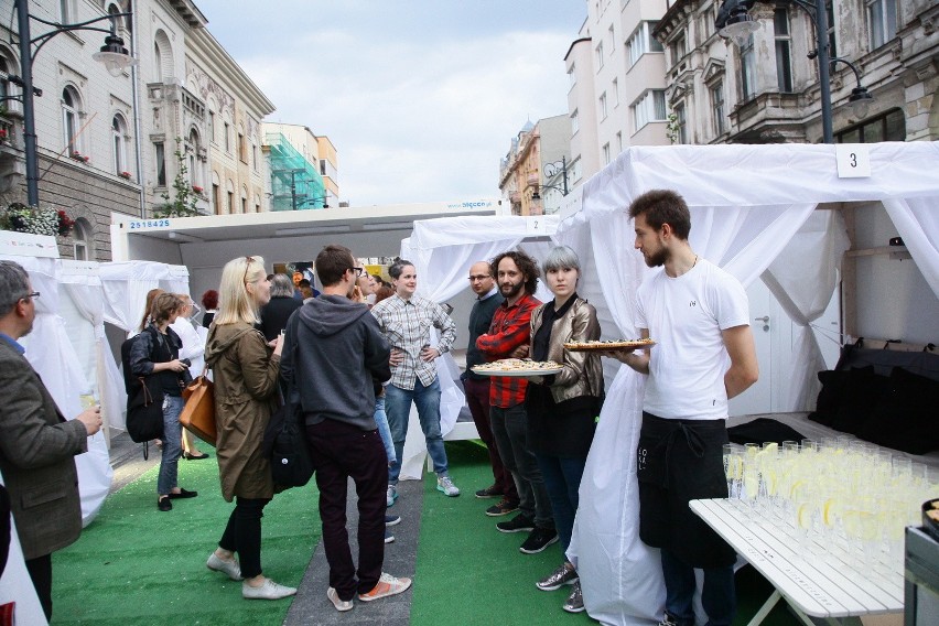 Kino Łóżkowe w Łodzi już działa. 50 łóżek na stanęło...