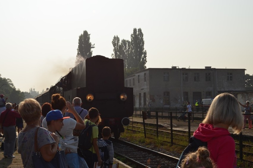 Zabytkowy pociąg w Głogowie